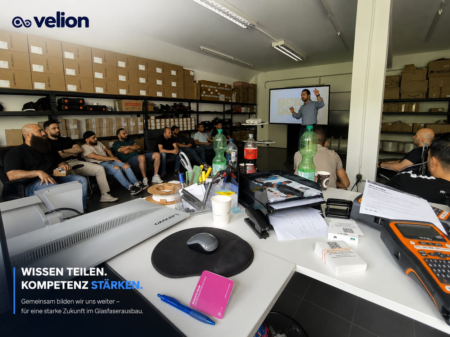 Velion Team bei einer fachlichen Weiterbildung zum Glasfaserausbau